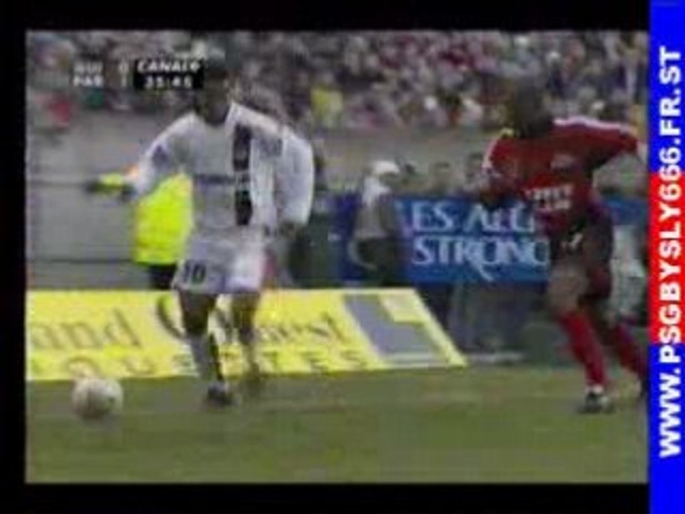 Flipflap_guinguamp_ronaldinho