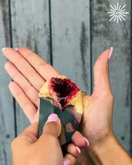 Create a fake wound using makeup for Halloween☠️