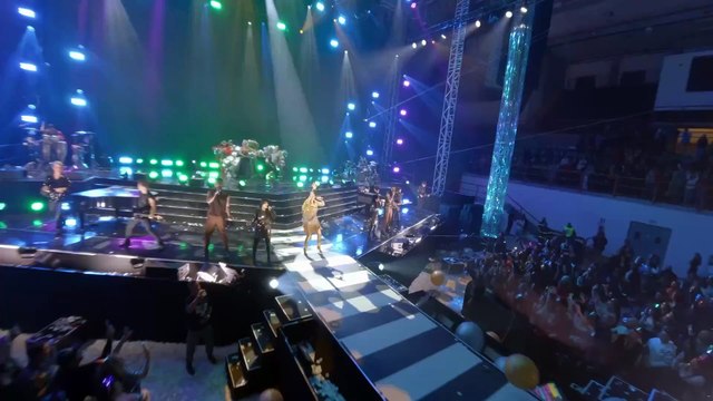 Laura Pausini chiude due anni di tour con il gran finale di Capodanno