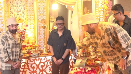 Ganpati Bappa Morya: Sunny Deol & Bhushan Kumar Perform Ganesh Pooja At T-Series Office!
