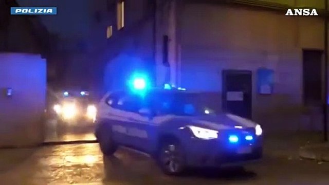 Nascondeva quasi 20 chili di droga in casa, biker arrestato in Abruzzo