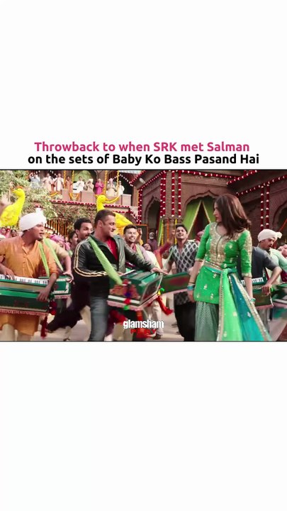 Baby ko bass pasand hai, but audience ko bas yeh jodi pasand hai 😋  #glamsham #shahrukhkhan #srk #salmankhan #iconicmoment #throwback  glamsham, shah rukh khan, srk, salman khan, iconic moment, throwback