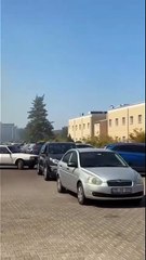 Gaziemir'de hastane yakınında yangın çıktı