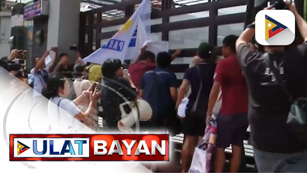 Isang disaster and environmental group, nagkilos-protesta sa tapat ng compound ng St. Gerrard Constructions; PNP, nagpadala ng mga tauhan | ulat ni Gab Villegas