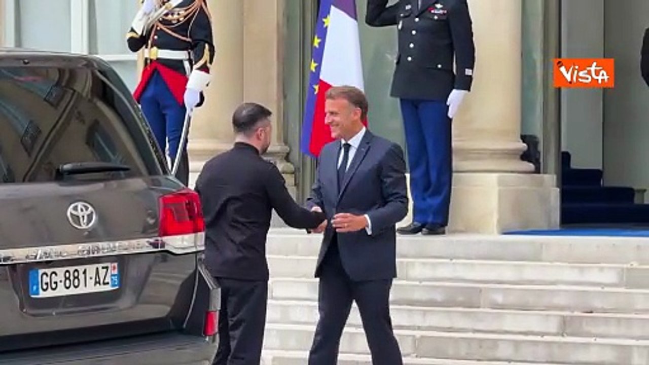 Riunione dei volenterosi con Zelensky, Macron, von der Leyen e leader Ue a Parigi. Meloni in remoto