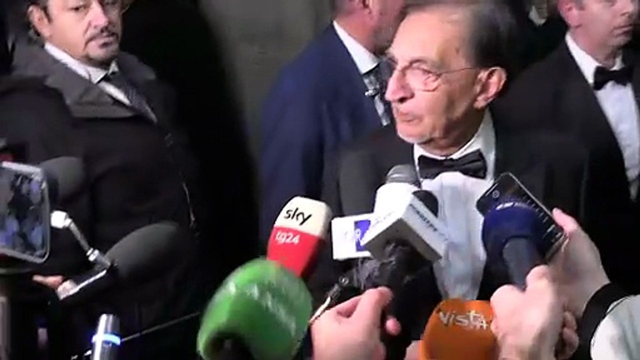 Tre donne al centro del palco d'onore alla Prima della Scala 2024. La Russa: «Sono contento»