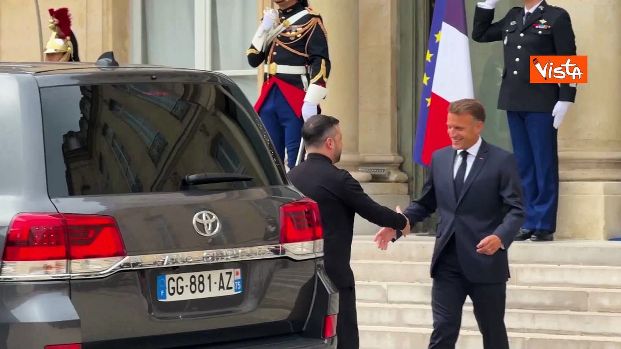 Riunione dei volenterosi con Zelensky, Macron, von der Leyen e leader Ue a Parigi. Meloni in remoto