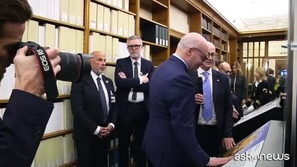 La fotografia accessibile a chi non vede: a Roma la mostra tattile "World Unseen"