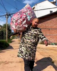 Making a pot with recycled cans!