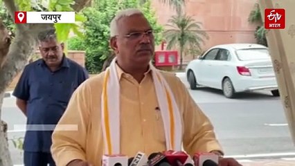 ट्रैक्टर पॉलिटिक्स : फसल खराब होने पर कांग्रेस का प्रदर्शन, भाजपा बोली- ड्रामा कर रहे हैं