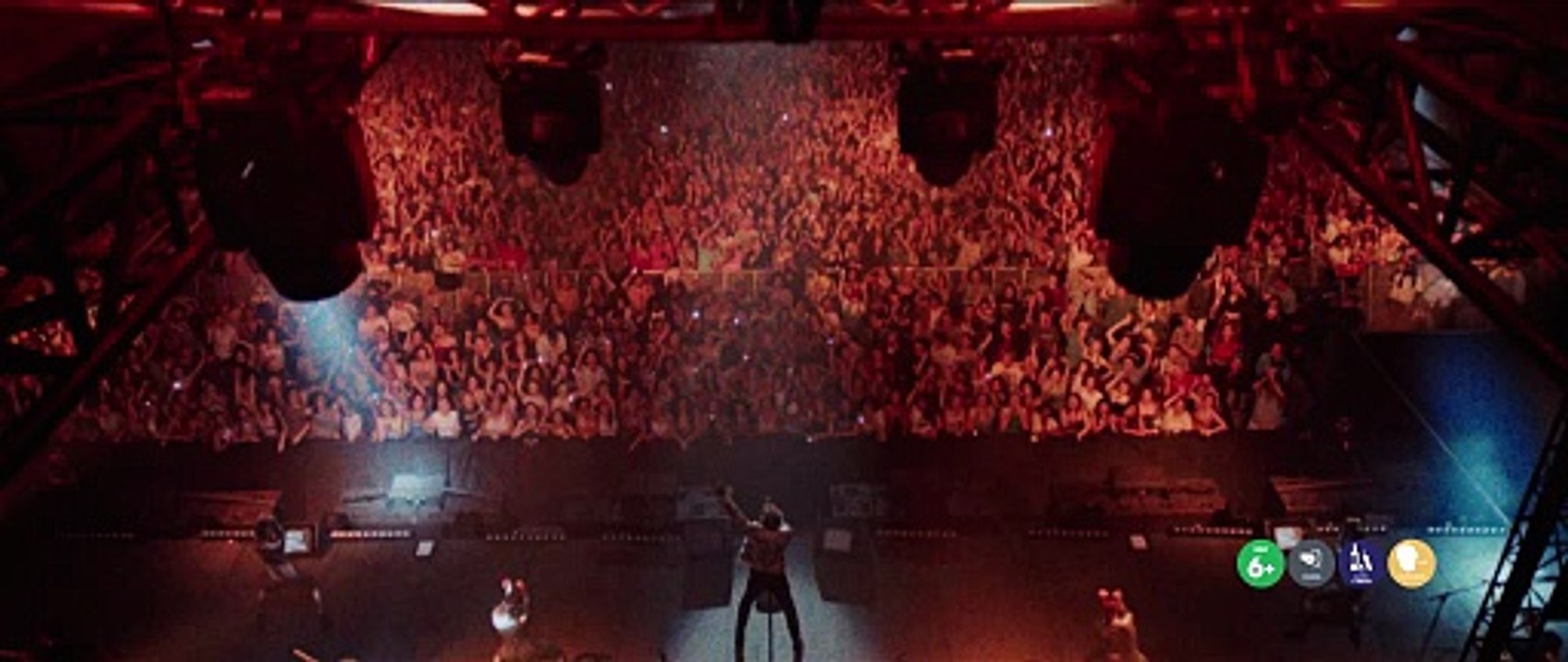 La trovata di Robbie Williams in "Better Man": un biopic in cui è interpretato da uno scimpanzé