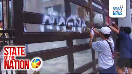 Discaya compound, pinagbabato ng putik at pininturahan  | SONA