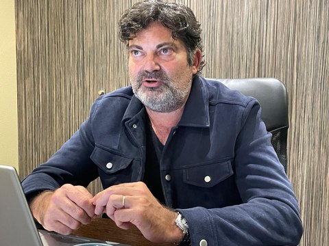 Procès Péchier : l'ex-anesthésiste est très combatif et veut s'exprimer à son procès explique un de ses avocats