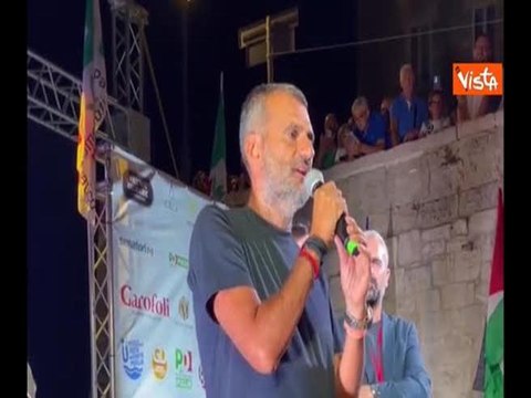 Decaro si candida in Puglia: Non potevo girare la spalle alla mia terra e al mio popolo