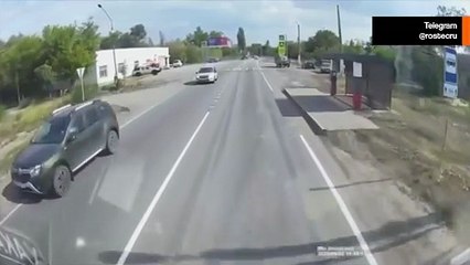 Vídeo: Dron ucraniano Bulava RAM-2X destruye camión KamAZ ruso en Luhansk