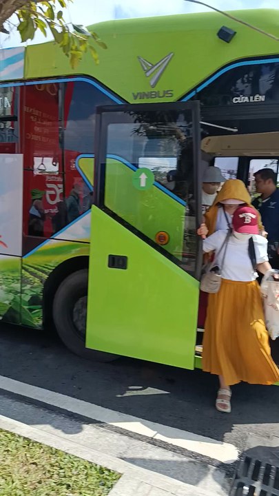 GOING TO VINEXPO LARGEST IN HANOI