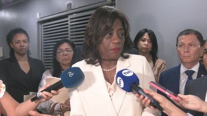 Ministra Molinar: presupuesto educativo basado en el PIB 'no es real'