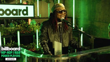 Leon Thomas Accepts the Breakthrough of the Year Award | R&B Hip-Hop Power Players 2025