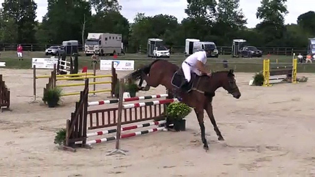 ILE BRAGARD 30-07-2017 Amateur 1 Grand Prix (1,20 m) 02