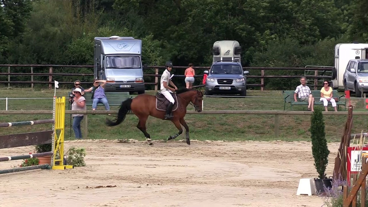 ILE BRAGARD 30-07-2017 Amateur 1 Grand Prix (1,20 m) 13