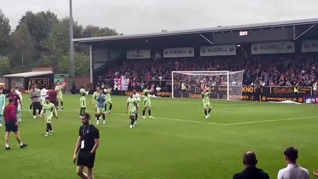 Luton beat Burton Albion 3-0