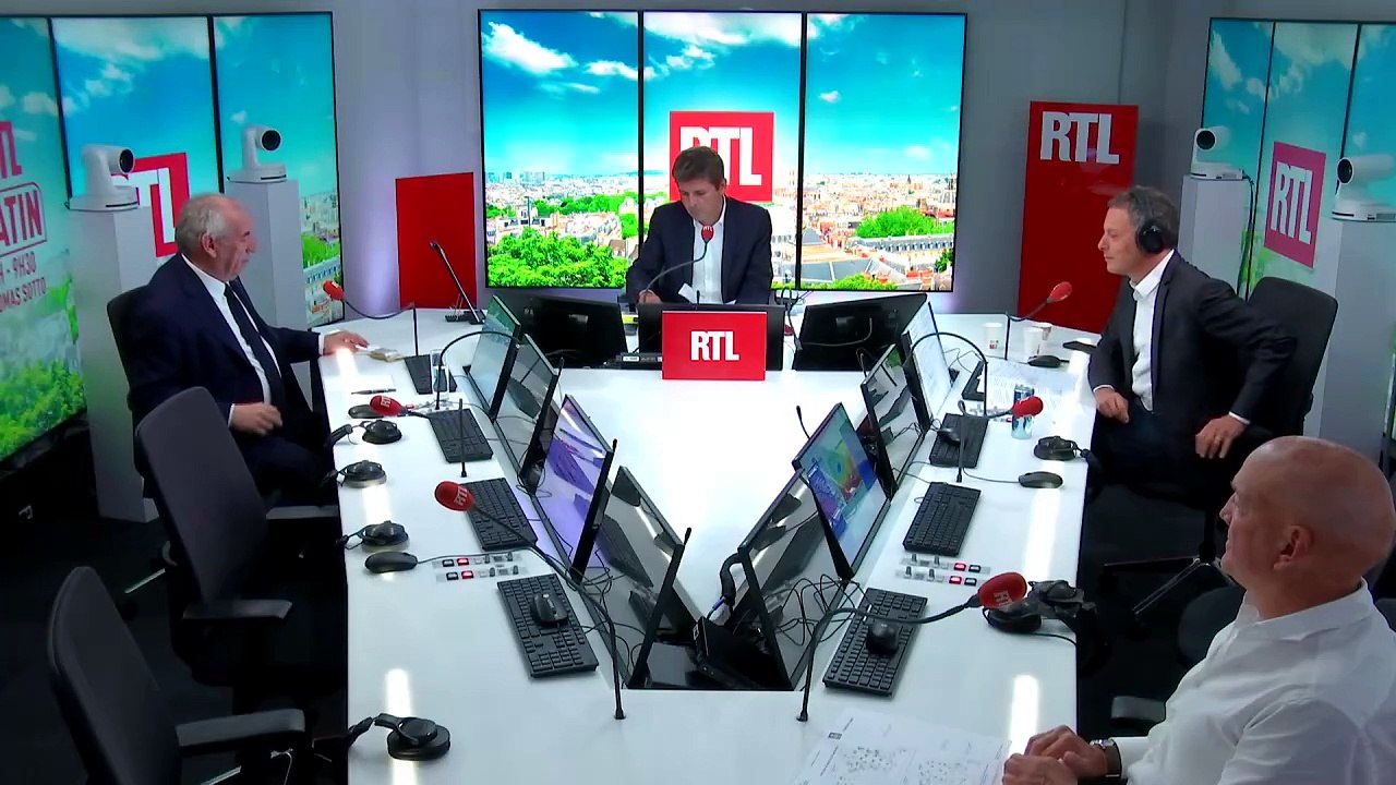 Présidentielle 2027, taxe Zucman, franchises médicales... L'interview intégrale de François Bayrou