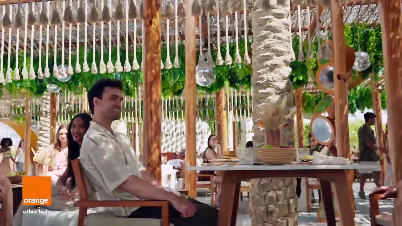 Amr Diab _ Orange - Khatfoony (Official Music Video) _  عمرو دياب واورنچ - خطفوني (الكليب الرسمي)