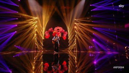 Primo Live di "X Factor 2024", Francamente emoziona con "Promises" dei Cranberries