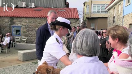 Letizia di Spagna va a trovare Leonor e indossa la sua camicetta bohémien