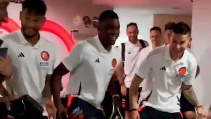 El baile hipnótico y pegadizo de los jugadores de Colombia tras clasificarse para el Mundial