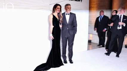 Amal Clooney incantevole in velluto nero agli Albie Awards 2024