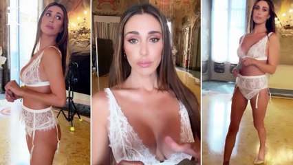 Belen Rodriguez, troppo sensuale? Lo spot in lingerie in uno storico palazzo milanese