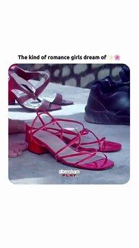 Carried not just in arms, but in love 💖 #reels #edits #movies #humsaathsaathhai #salmankhan #sonalibendre [Bollywood, edits, reels, movies, hum saath saath hai, salman khan]