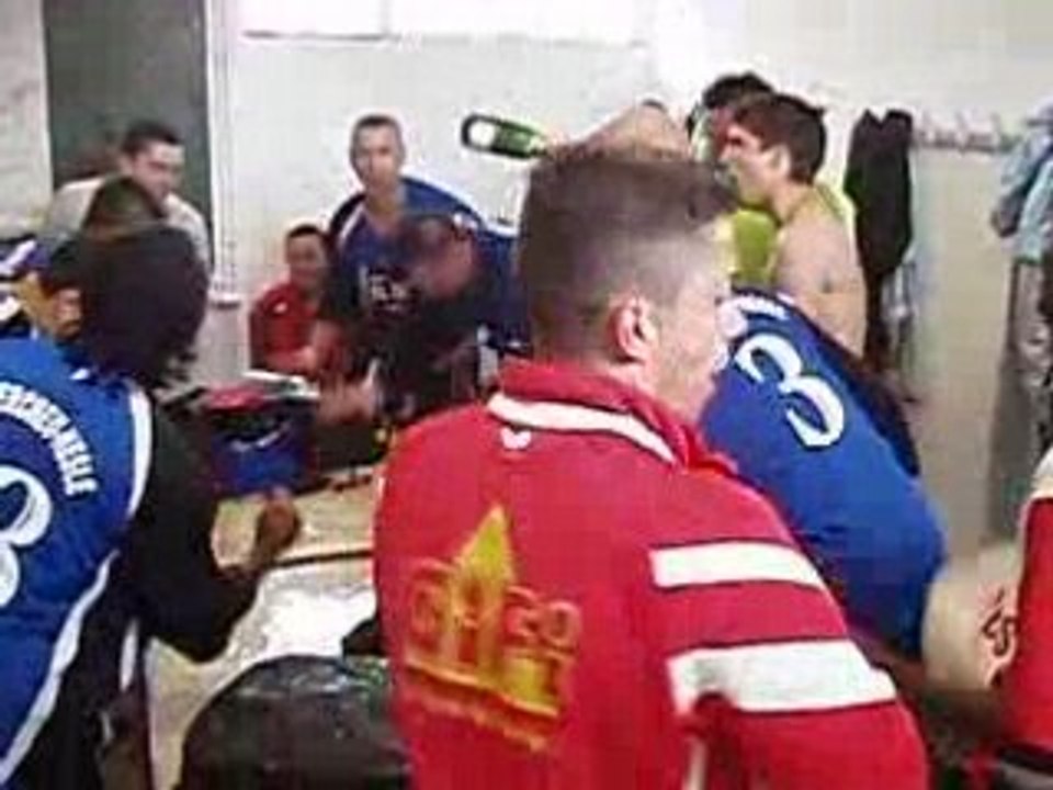 Vestiaire ERCHEU-NESLE montée Division Honneur