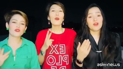 Le donne afghane all'estero cantano contro la follia della legge talebana