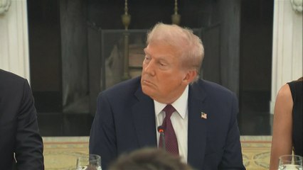 MARK ZUCKERBERG HILARIOUSLY REJECTS TRUMP’S Political Career Pitch