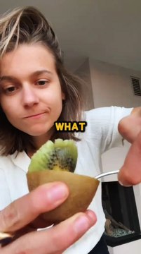 What happens if you eat a kiwi every day? #kiwi #fruit #health #benefits