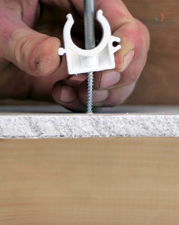 Essential guide to plasterboard wall plugs