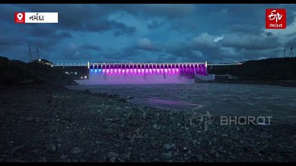 સરદાર સરોવર ડેમ છલકાતા રંગબેરંગી લાઇટિંગથી નર્મદા માતાના વધામણાં, સીઝનમાં પ્રથમવાર 23 દરવાજા ખોલાયા