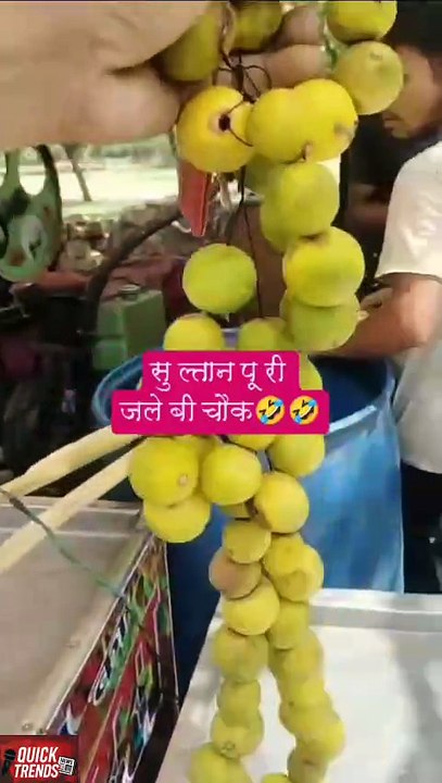 Juice wala chura raha tha Mandir se Mala