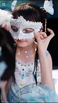 after divorce she shines brighter - she outshines the moonlight