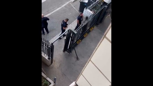 Seine-Saint-Denis : un policier filmé en train de gifler un jeune et lui cracher dessus