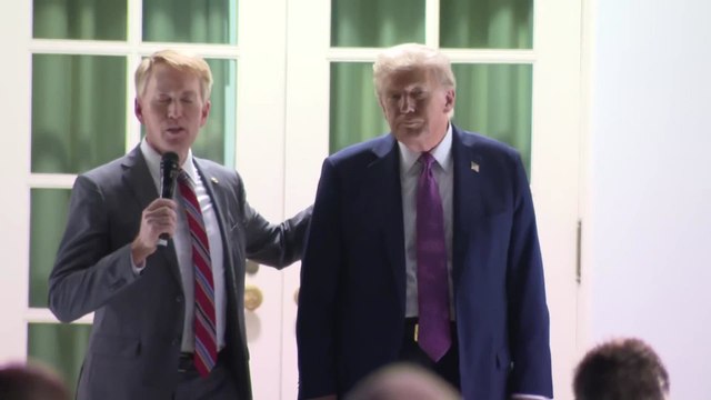 Trump hosts republican lawmakers for dinner at the White House
