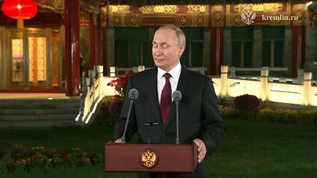 Zelenski descarta viajar a Moscú y dice que Putin puede ir a Kiev