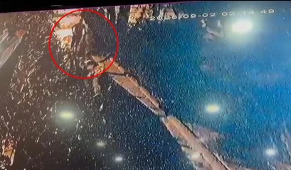 İki grup arasındaki silahlı kavgada yoldan geçen Aziz, hayatını kaybetti