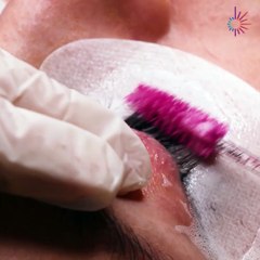 The process behind eyelash lifting & tinting! ✨