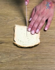 Homemade cheese & pepperoni bites 🧀🍞