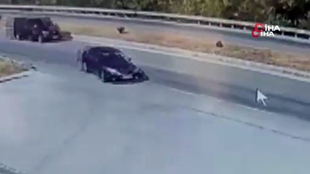 Faciadan dönüldü, otomobil akaryakıt istasyonuna sürüklendi