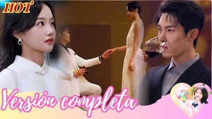 La cenicienta durmió por error con el tío de su novio,y el dios frío ascético ya no pudo contenerse