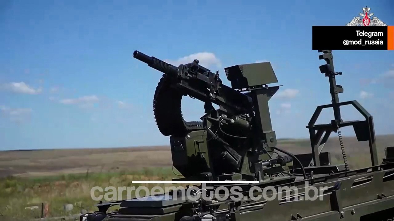 רוסיה מציגה אימון של רובוט הקרב "Courier" עם נשק כבד